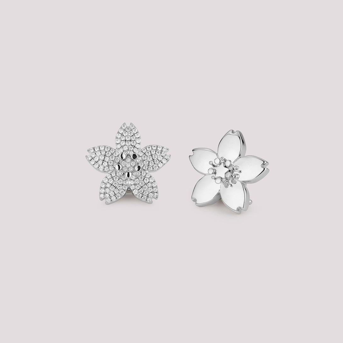 Pavé Cherry Blossom Flower Pontet Clip-On Bag Charm featuring pink and white pavé stones, as well as a sleek plain option. A versatile and elegant accessory designed to complement Hermès and luxury handbags.